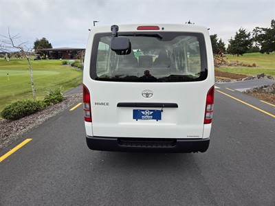 2020 Toyota Hiace - Thumbnail
