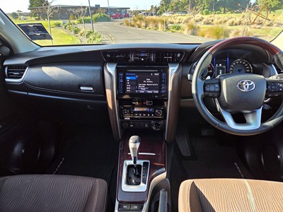 2019 Toyota Fortuner - Thumbnail
