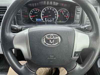 2019 Toyota Hiace - Thumbnail