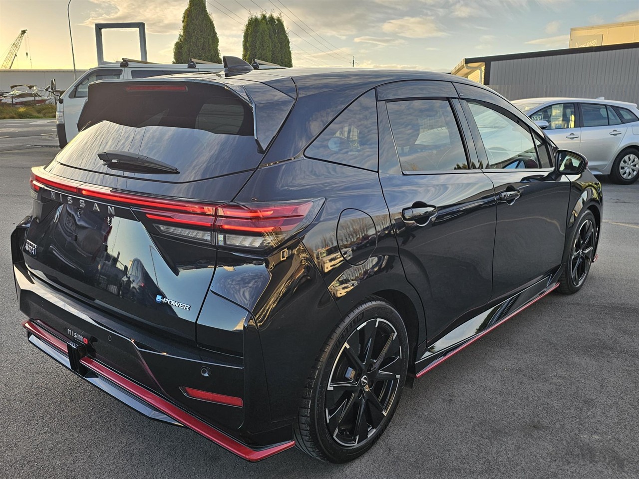 2022 Nissan AURA