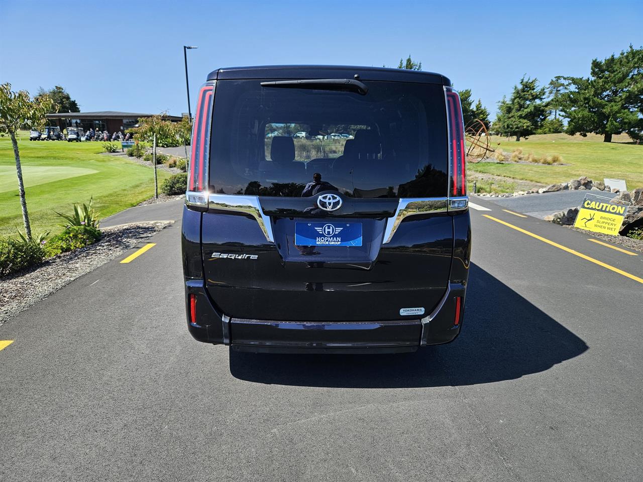 2018 Toyota ESQUIRE