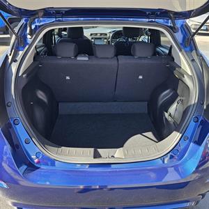 2017 Nissan Leaf - Thumbnail