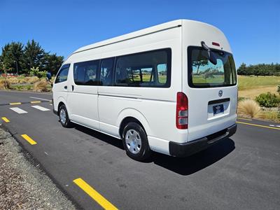 2019 Toyota Hiace - Thumbnail